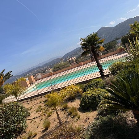 LʼÎle-Rousse Joli Studio Tout Confort Proche Toutes Commodites Dans Residence Calme מראה חיצוני תמונה