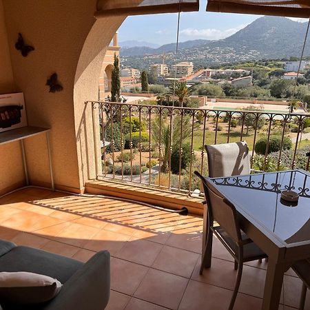 LʼÎle-Rousse Joli Studio Tout Confort Proche Toutes Commodites Dans Residence Calme מראה חיצוני תמונה